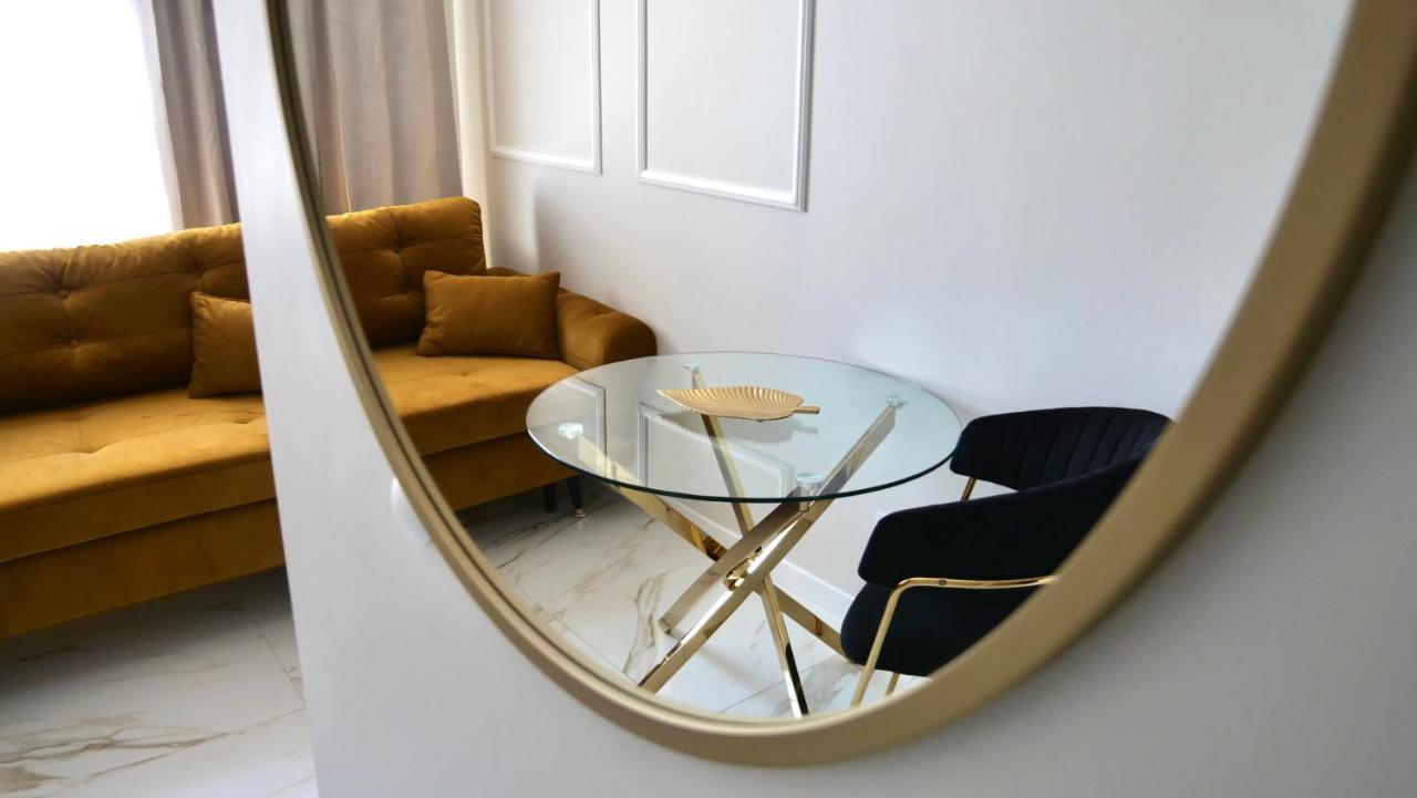 Art Apartments Warszawska 21 カトヴィツェ エクステリア 写真