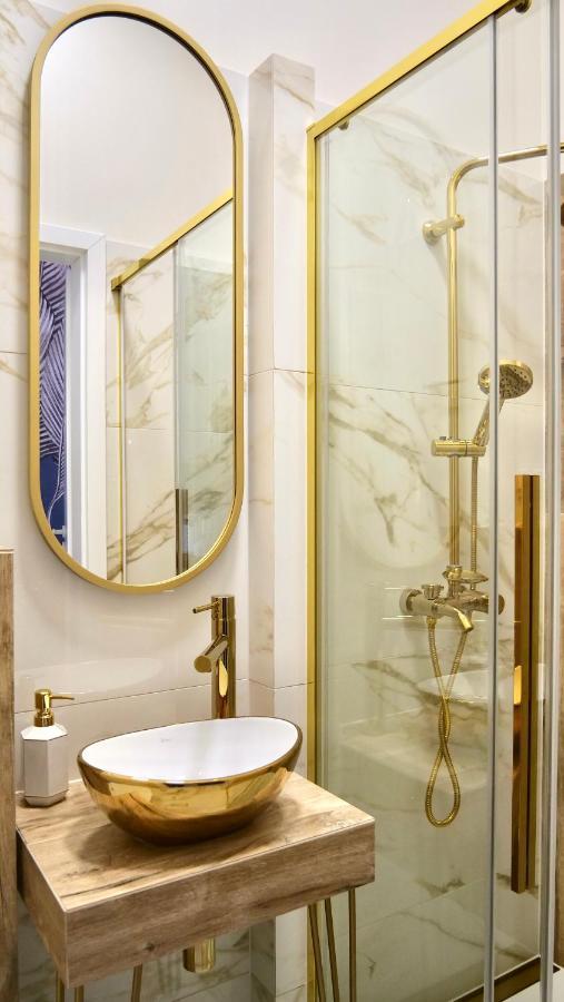 Art Apartments Warszawska 21 カトヴィツェ エクステリア 写真