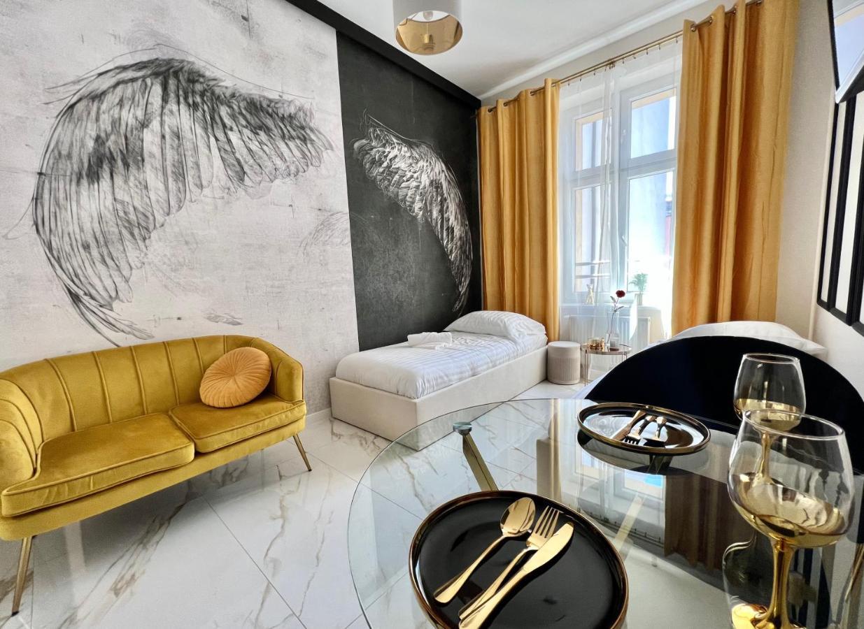Art Apartments Warszawska 21 カトヴィツェ エクステリア 写真
