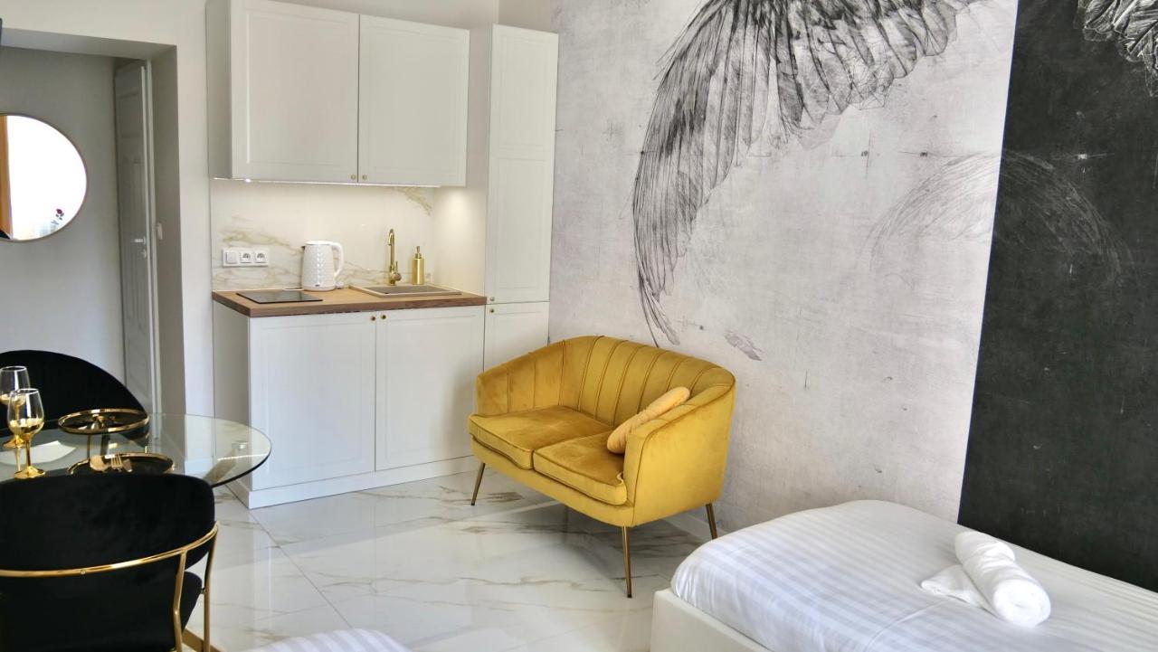 Art Apartments Warszawska 21 カトヴィツェ エクステリア 写真