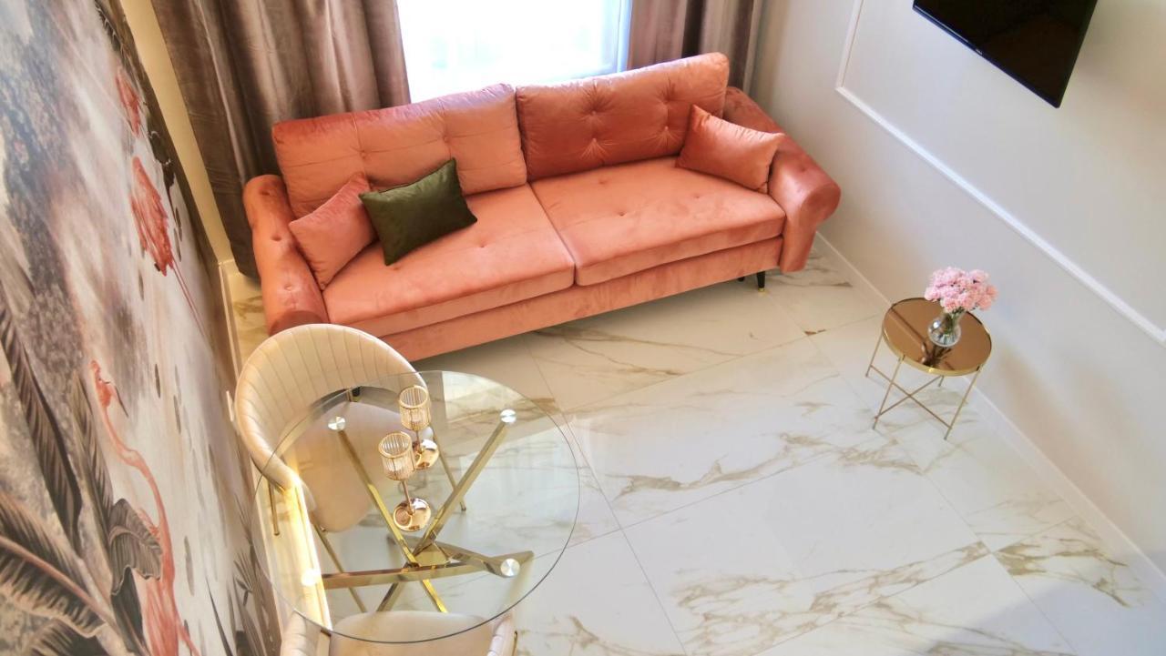 Art Apartments Warszawska 21 カトヴィツェ エクステリア 写真
